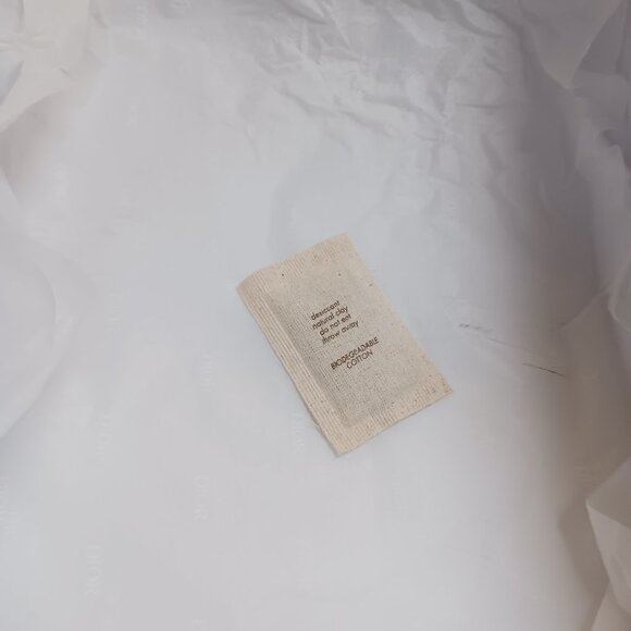 Authentic Dior White Shoe Box w/ Tissue Paper, Card & Cloth Satchel  12" x 8" - Picture 14 of 16